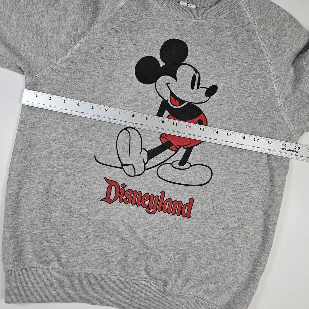 Disneyland Gray Mickey Crewneck Sweater Pullover Womens Small Medium Vtg Vintage